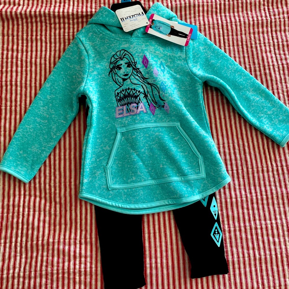 NWT Disney Frozen II fleece set (4T)